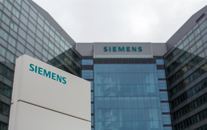  Siemens defends the cuts for the need to remain competitive