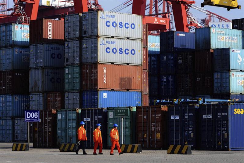  World trade will moderate in the fourth quarter, according to the WTO